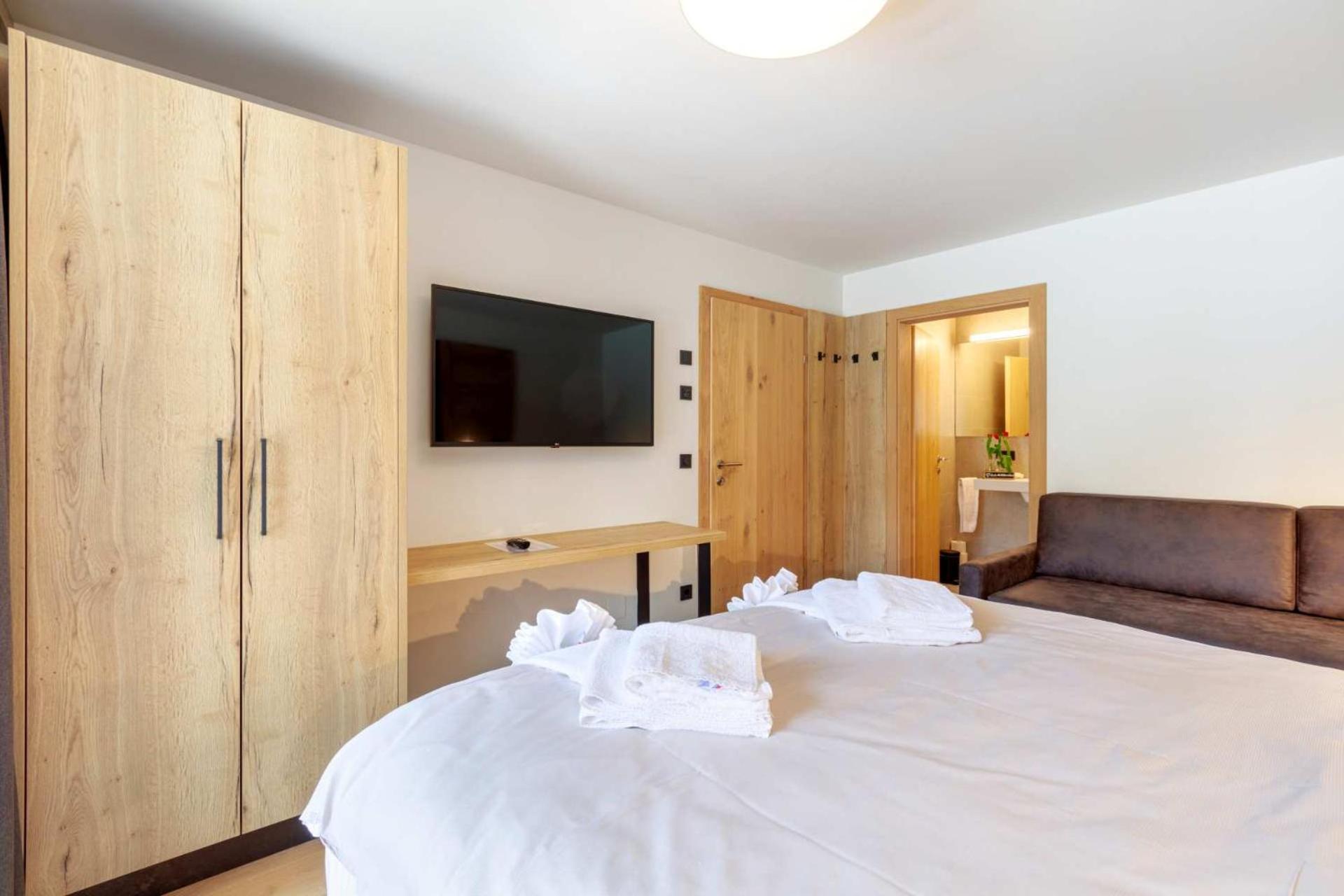 Emma Deluxe Aparthotel Ganzjaehrig Beheizter Aussenpool Piesendorf Pokój zdjęcie